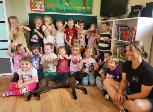 Dogoterapia w grupie Jeżyków