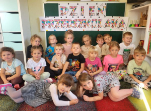 Grupa JEŻYKI podczas Dnia przedszkolaka.