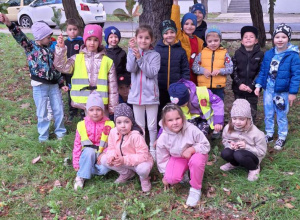 W poszukiwaniu skarbów jesieni - spacer do parku