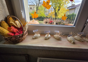 Jeże wykonane z masy solnej.