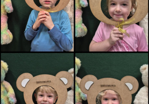 Dzieci pozują do zdjęcia