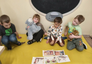 Dzieci oglądaja i opisują osoby widoczne na zdjeciach, podaja powody złości.