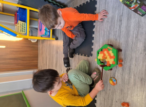 Gra zespołowa "Ocal dinozaura"