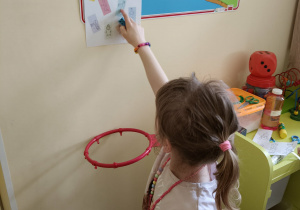 Dzieci podczas zajęć.