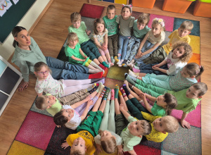 "Dzień kolorowej skarpetki - poznajemy, czym jest Zespół Downa.