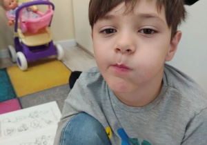 Szymek pracuje z oddechem