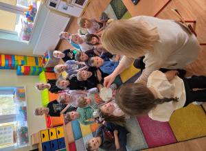 "Autoportret" zadanie w ramach realizacji Ogólnopolskiego Projektu "Zabawa sztuką".