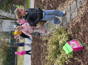 "Wielkanocna niespodzianka w przedszkolnym ogrodzie"