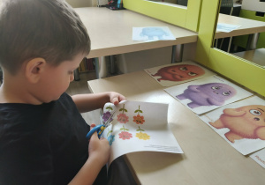 Dzieci podczas zajęć.