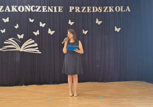 Dzieci podczas występu.