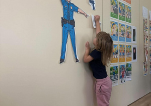 policjant i jego akcesoria