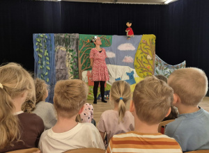 Teatr Arlekin - przedstawienie dla grup I - VI